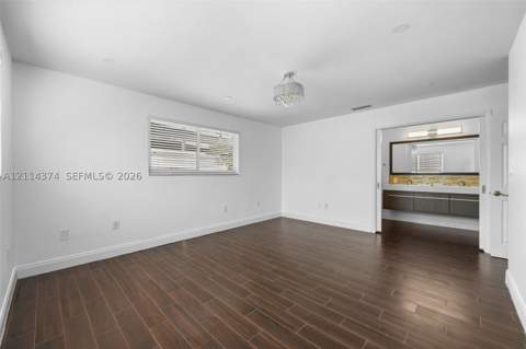 245 191st Ter, Sunny Isles Beach FL - photo 19 of 25