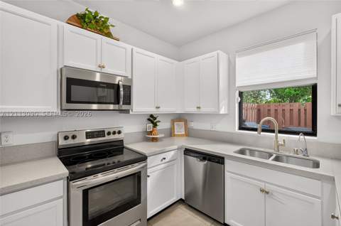 20737 NE 2nd Ct, Miami FL - photo 11 of 48