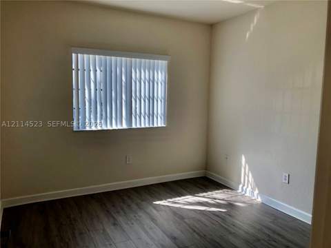 2733 NE 3rd Ct 103, Homestead FL - photo 12 of 20