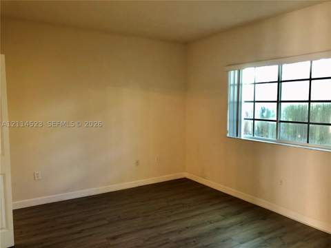 2733 NE 3rd Ct 103, Homestead FL - photo 7 of 20