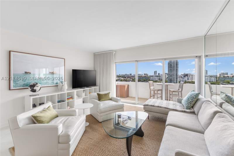 1 bedroom Condominium at 3 Island Ave 14L, Belle Isle, Miami Beach — photo 2