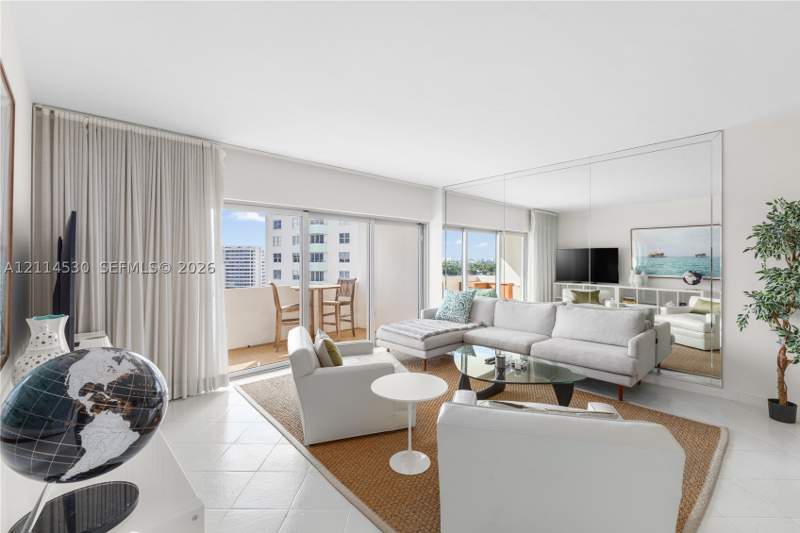 1 bedroom Condominium at 3 Island Ave 14L, Belle Isle, Miami Beach — photo 3