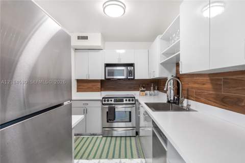 3 Island Ave 14L, Miami Beach FL - photo 8 of 43