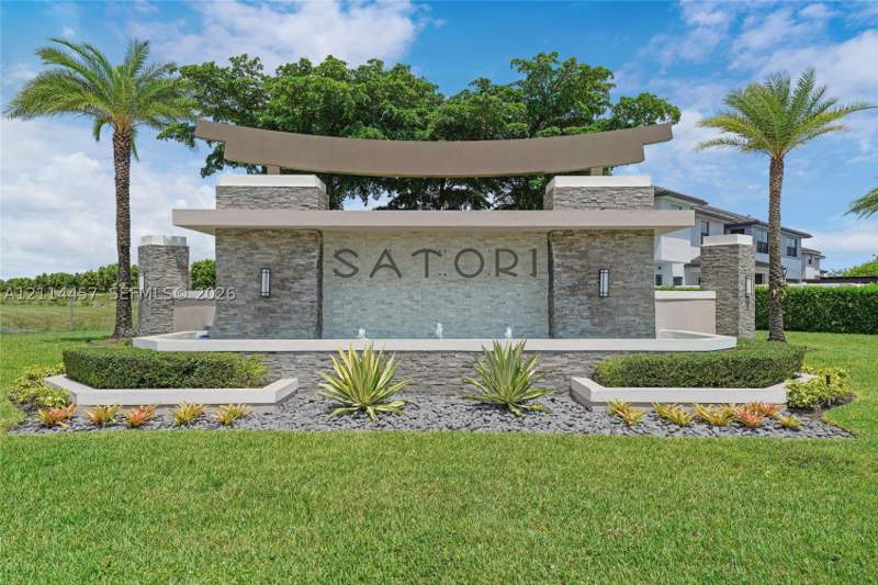 3 bedroom Townhouse at 15922 NW 91st Ct, Dunnwoody Lake, Miami Lakes — photo 2