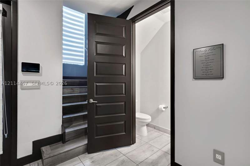3 bedroom Townhouse at 15922 NW 91st Ct, Dunnwoody Lake, Miami Lakes — photo 5