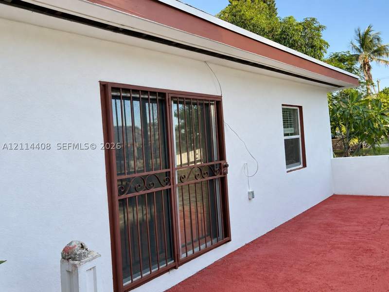 2 bedroom SingleFamilyResidence at 741 Jann Ave, Curtiss Park, Opa Locka — photo 4