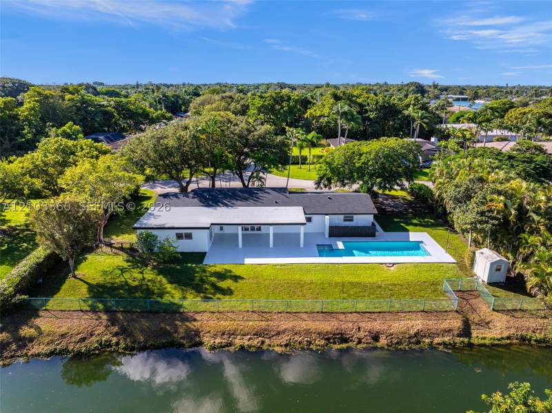 5 bedroom SingleFamilyResidence at 6951 SW 134th St, Fairmont Acres Sec 3, Pinecrest — photo 2