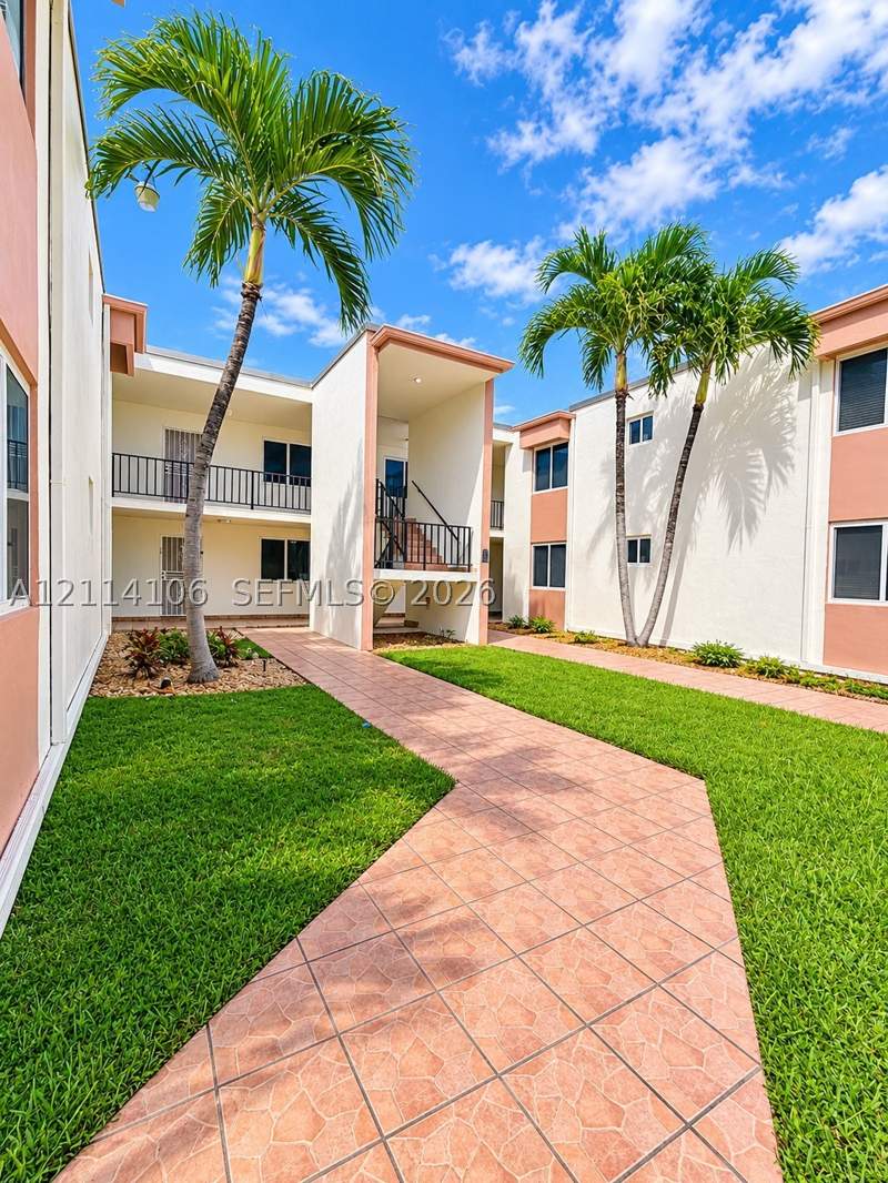 1 bedroom Condominium at 8990 SW 24th St 214, Westchester Luxury Condo, Miami — photo 2