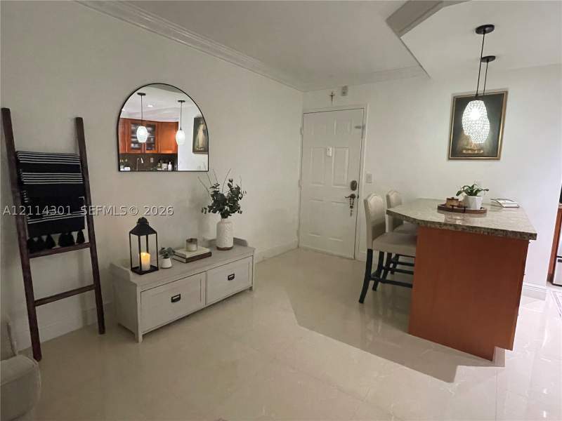 2 bedroom Condominium at 8605 SW 68th Ct 5, Monterey Gardens Of Pinec, Pinecrest — photo 2