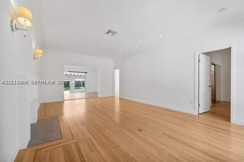 4469 Post Ave, Miami Beach FL - photo 8 of 37