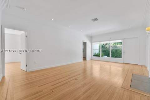 4469 Post Ave, Miami Beach FL - photo 9 of 37