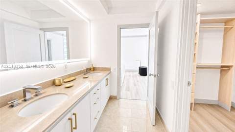 1500 Ocean Dr 1210, Miami Beach FL - photo 12 of 29