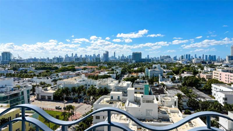 1 bedroom Condominium at 1500 Ocean Dr 1210, 1500 Ocean Drive Condo, Miami Beach — photo 3