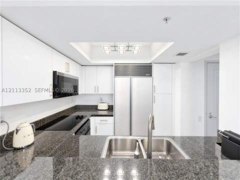 1500 Ocean Dr 1210, Miami Beach FL - photo 8 of 29