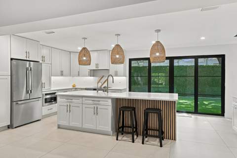 4140 Pamona Avenue, Miami FL - photo 13 of 50