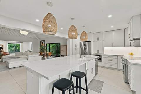 4140 Pamona Avenue, Miami FL - photo 16 of 50