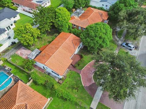 305 NW 111th St, Miami Shores FL - photo 15 of 18
