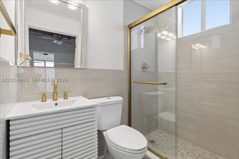 4 bedroom SingleFamilyResidence at 305 NW 111th St, New Miami Shores Estates, Miami Shores — photo 5