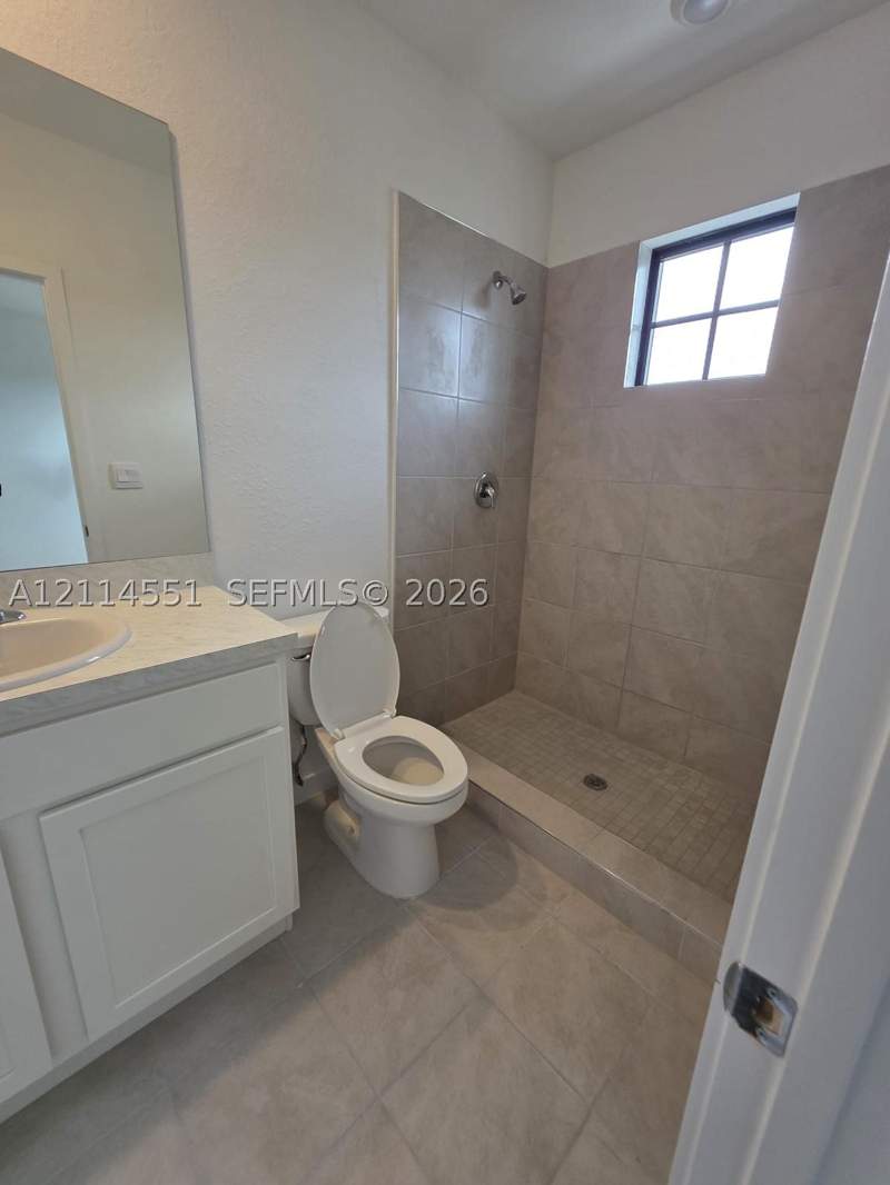 3 bedroom Townhouse at 457 NE 12th St, Miami Land And Developmen, Florida City — photo 4