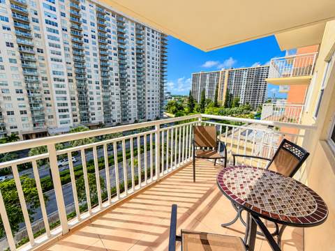 251 174th Street 707, Sunny Isles Beach FL - photo 10 of 11