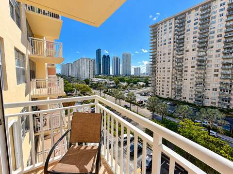 251 174th Street 707, Sunny Isles Beach FL - photo 11 of 11