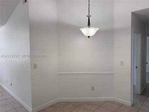 18346 NW 68th Ave K, Hialeah FL - photo 19 of 30
