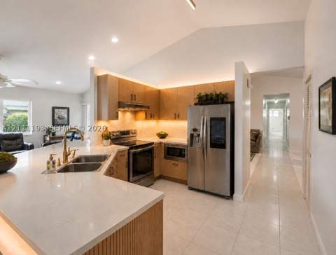 17853 SW 137th Pl, Miami FL - photo 8 of 24