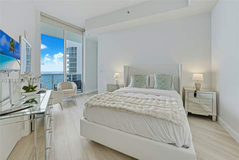 15901 Collins Ave 3907, Sunny Isles Beach FL - photo 12 of 37