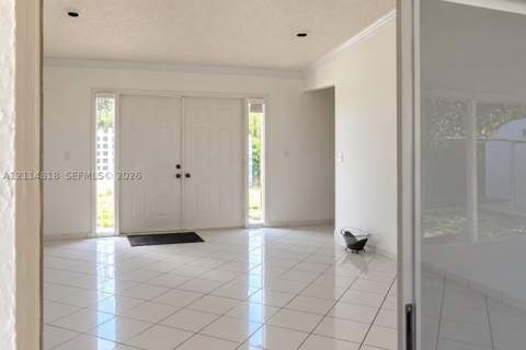 19880 NW 64th Ct Rd, Hialeah FL - photo 10 of 17