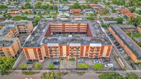 1075 W 68th St 403, Hialeah FL - photo 12 of 13