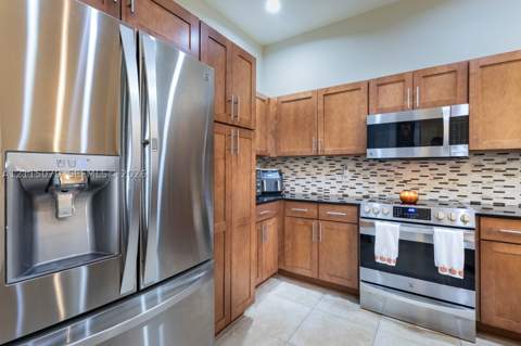 8390 SW 72nd Ave 301, Miami FL - photo 15 of 38