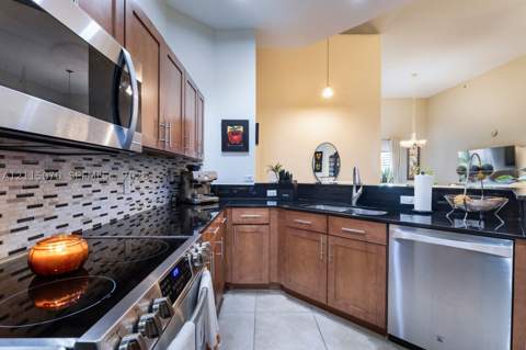 8390 SW 72nd Ave 301, Miami FL - photo 16 of 38