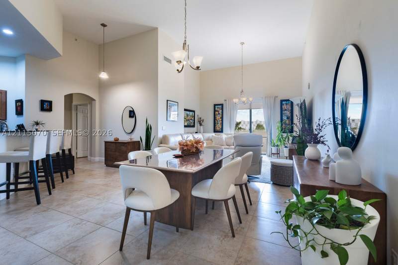 2 bedroom Condominium at 8390 SW 72nd Ave 301, Colonnade At Dadeland SE, Miami — photo 2