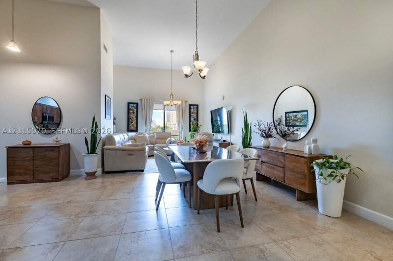 2 bedroom Condominium at 8390 SW 72nd Ave 301, Colonnade At Dadeland SE, Miami — photo 3