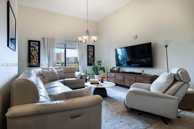 2 bedroom Condominium at 8390 SW 72nd Ave 301, Colonnade At Dadeland SE, Miami — photo 4