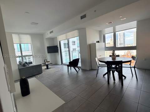227 NE 2nd St 1702, Miami FL - photo 11 of 36