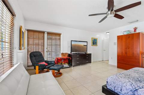 16441 NW 84th Ct, Miami Lakes FL - photo 18 of 48