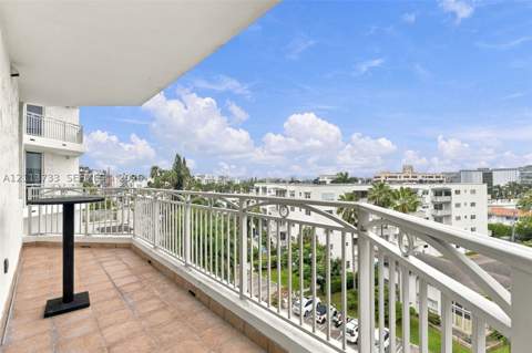 9751 E Bay Harbor Dr 6A, Bay Harbor Islands FL - photo 15 of 33