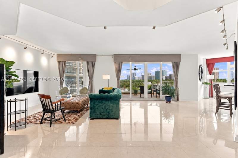 2 bedroom Condominium at 9751 E Bay Harbor Dr 6A, Carroll Walk Condo, Bay Harbor Islands — photo 2