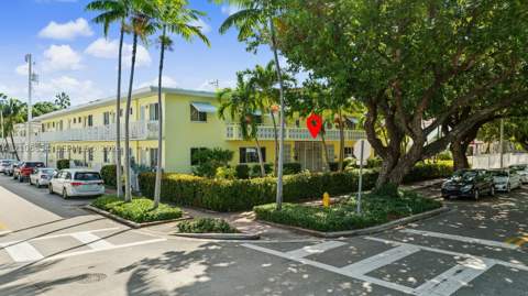 659 Meridian Ave 7, Miami Beach FL - photo 22 of 32