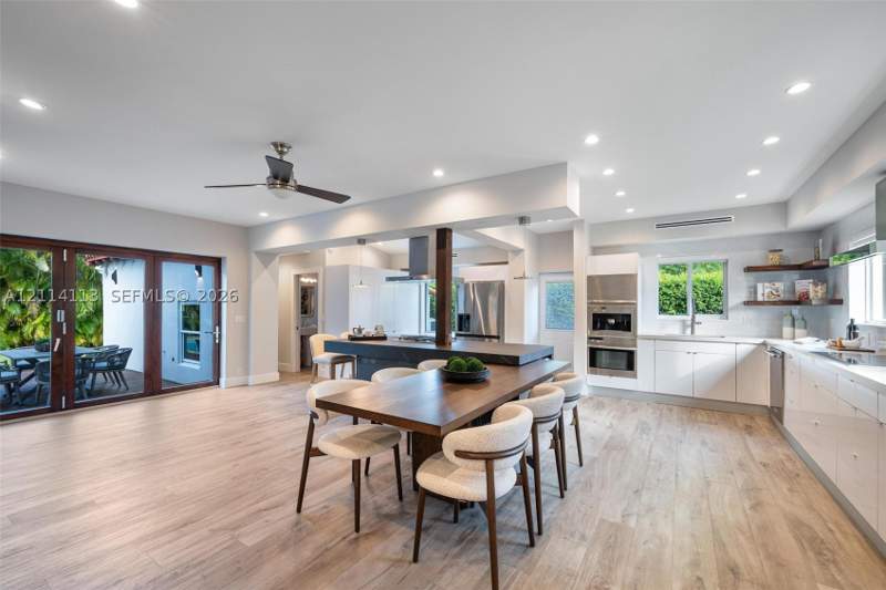 3 bedroom SingleFamilyResidence at 5386 Alton Rd, La Gorce Sub, Miami Beach — photo 5