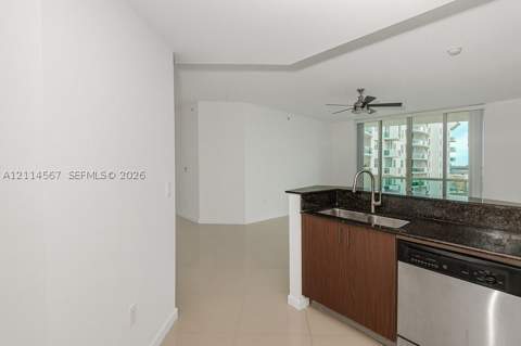 7900 Harbor Island Dr 1215, North Bay Village FL - photo 14 of 27