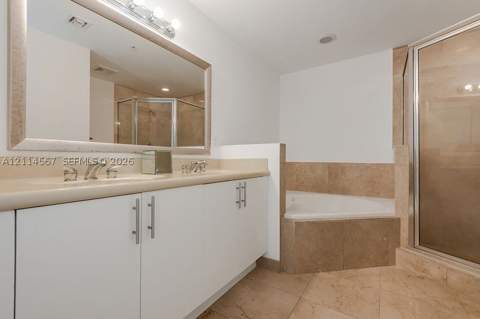7900 Harbor Island Dr 1215, North Bay Village FL - photo 19 of 27