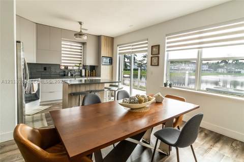 11494 NW 79th Ln, Doral FL - photo 11 of 42