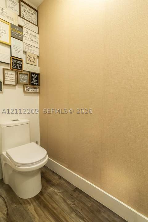 11494 NW 79th Ln, Doral FL - photo 19 of 42