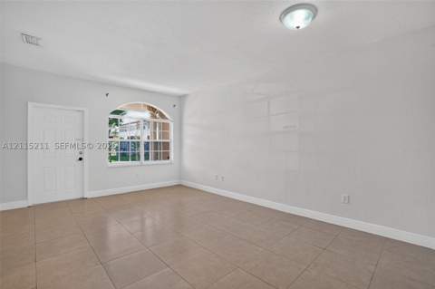 13801 SW 170th Ter, Miami FL - photo 10 of 38