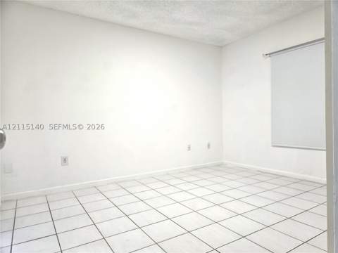 6375 W 27th Way 201, Hialeah FL - photo 16 of 17