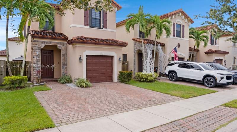 4 bedroom SingleFamilyResidence at 3754 NE 2nd St, Baywinds of Hatteras Repla, Homestead — photo 2
