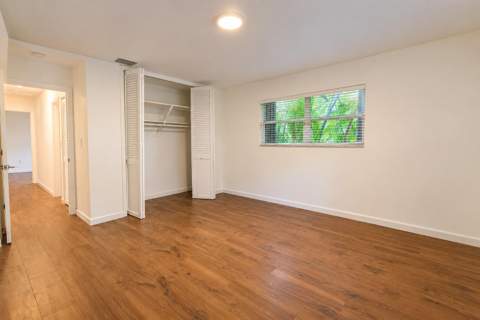 11890 SW 72nd Place 11890, Pinecrest FL - photo 10 of 35