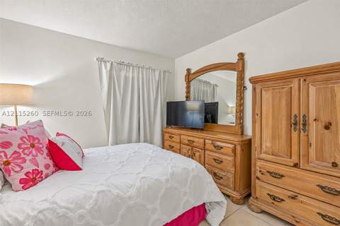 820 NW 132nd Ct, Miami FL - photo 16 of 31